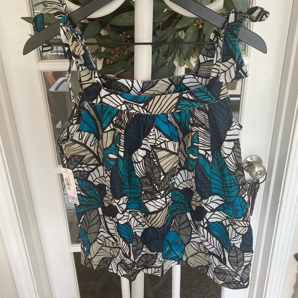 NWT a.n.a Tropical Leaf Summer Top PM